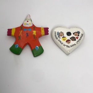 ✨5/$10✨wood brooches